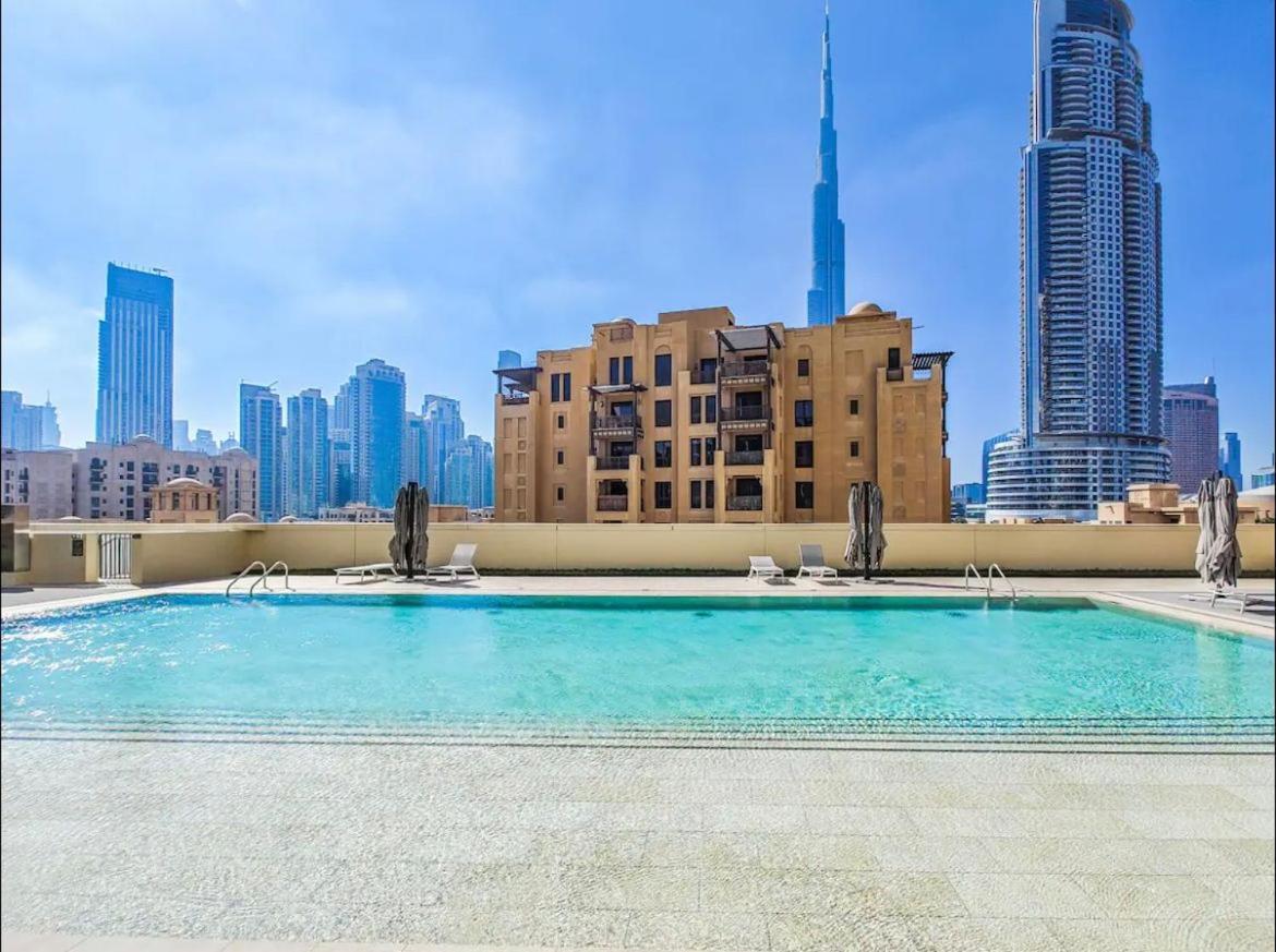 Guestready - Fine Extravagance Near Burj Khalifa Apartment Dubai Ngoại thất bức ảnh